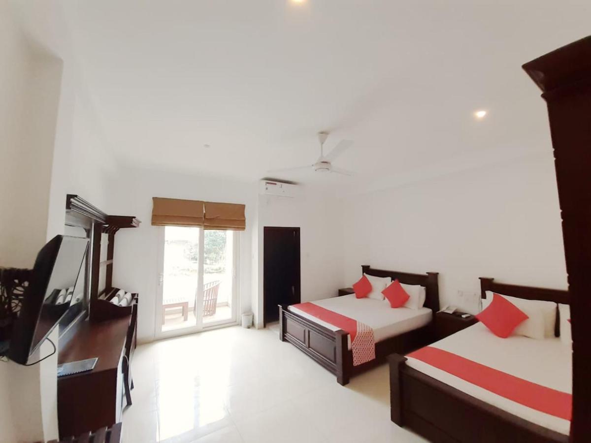קנדי Hotel Bamiyan מראה חיצוני תמונה