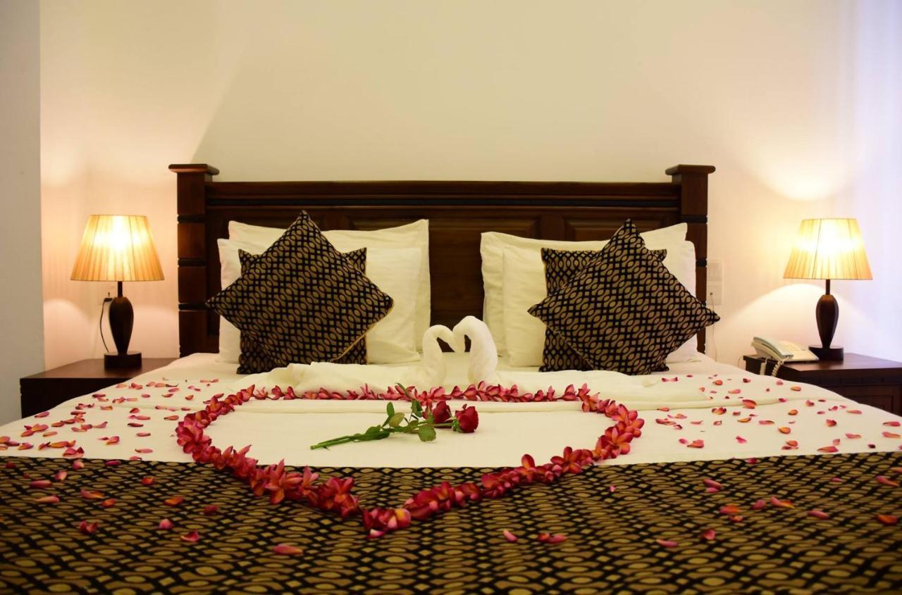 קנדי Hotel Bamiyan מראה חיצוני תמונה