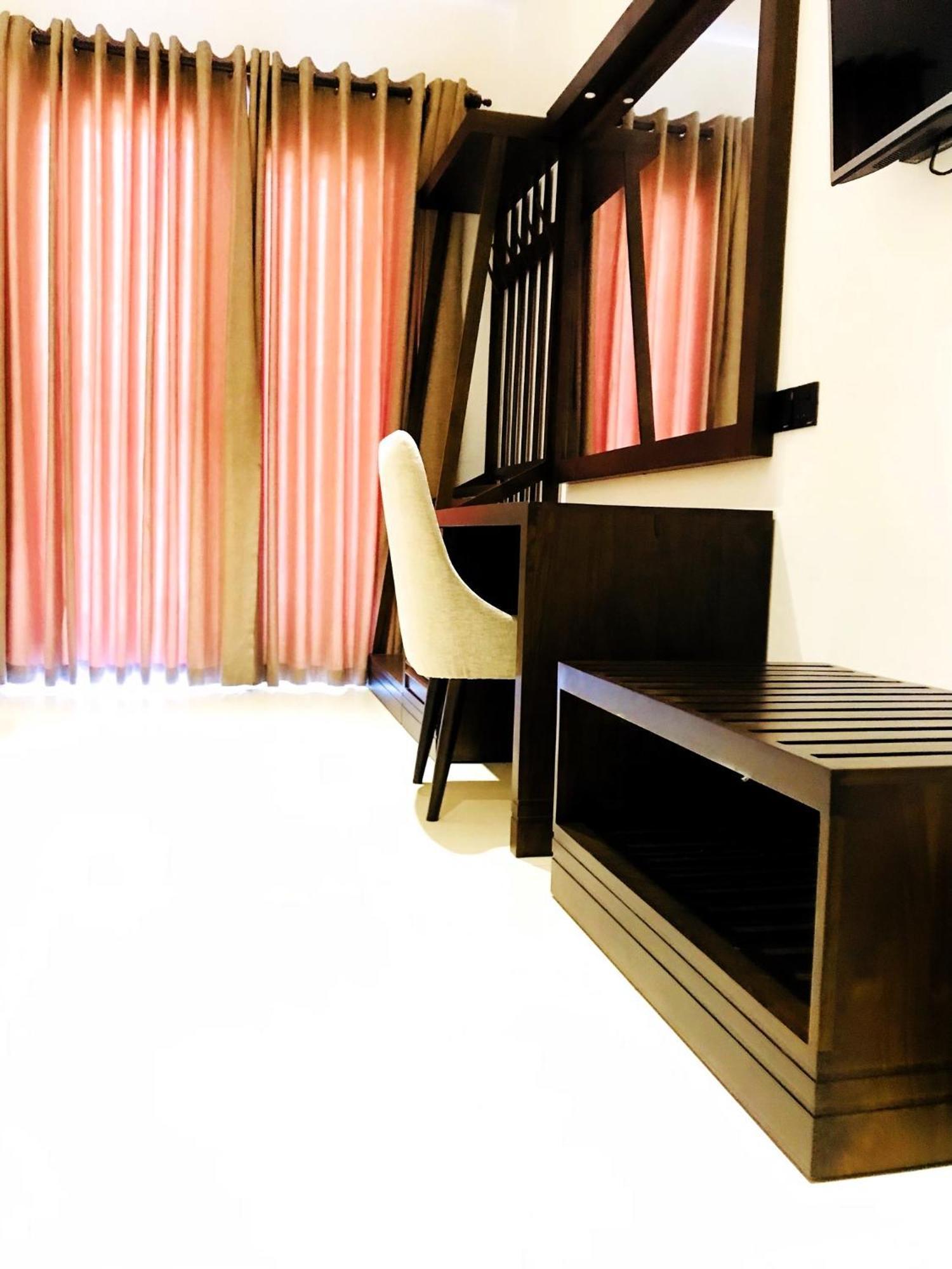 קנדי Hotel Bamiyan מראה חיצוני תמונה